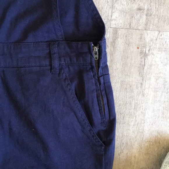 BDG Navy Blue Short Overalls - Picture 5 of 7